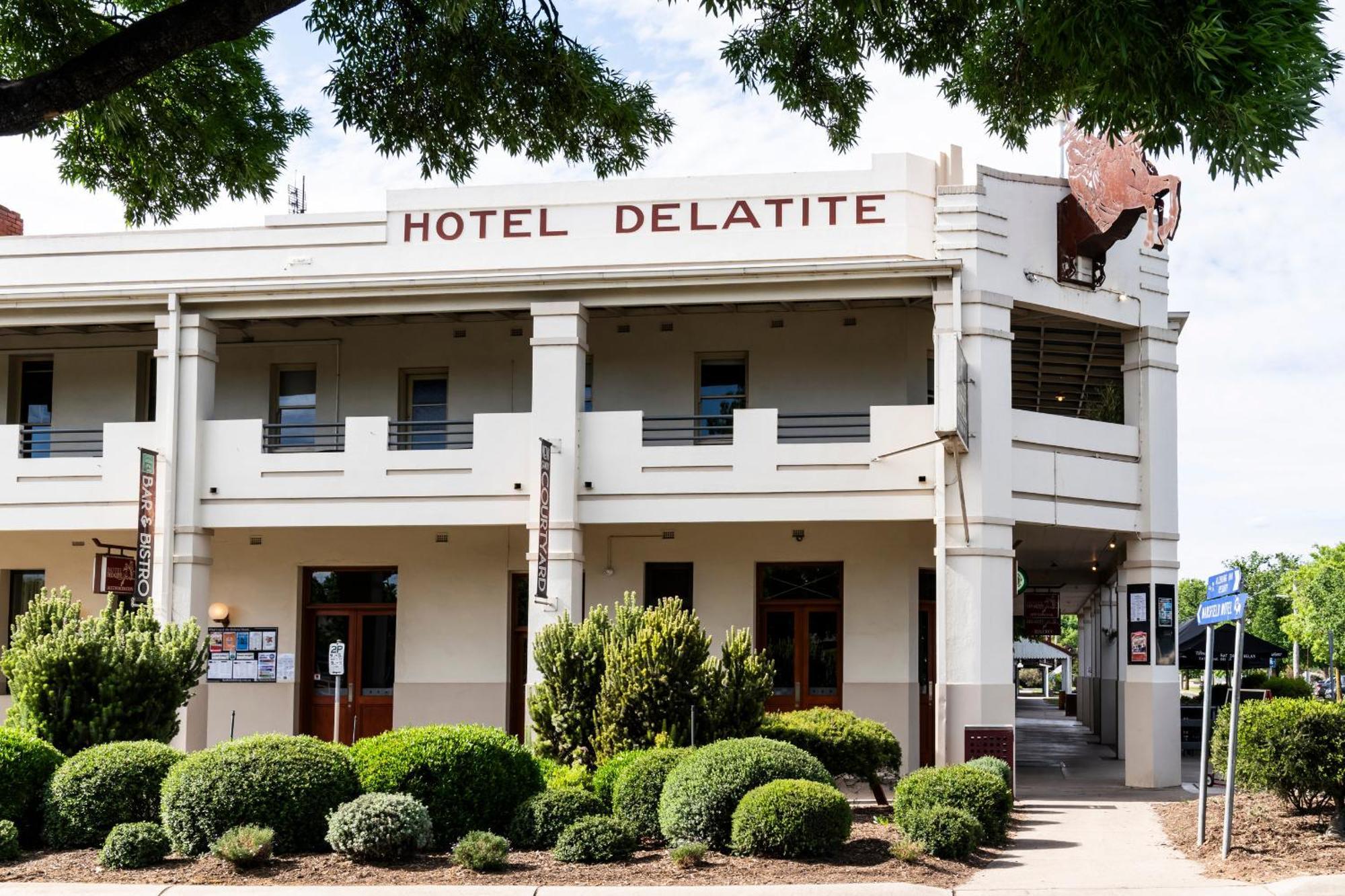 Delatite Hotel Менсфілд Екстер'єр фото